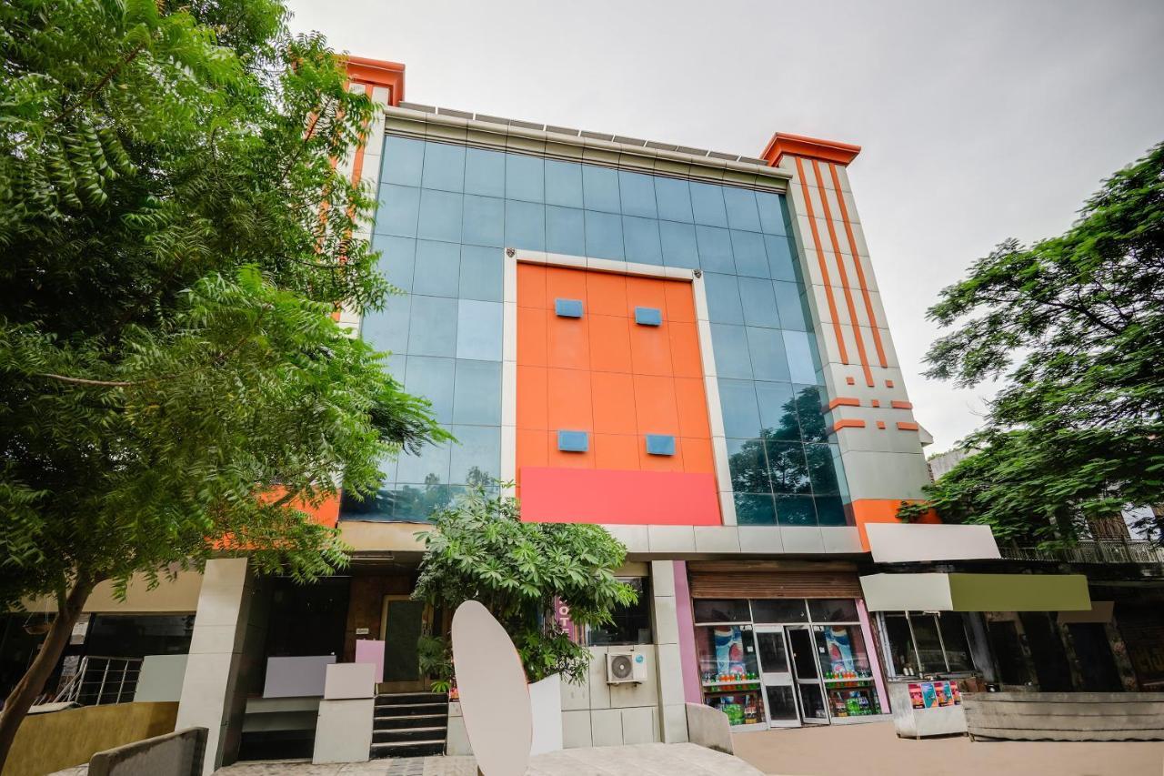 Spot On 47257 Hotel Pinky Spot Dausa Екстериор снимка